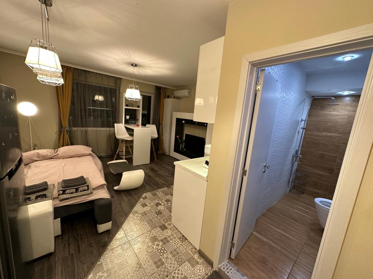 Uni Time Apartment By Lmg Sofia Extérieur photo