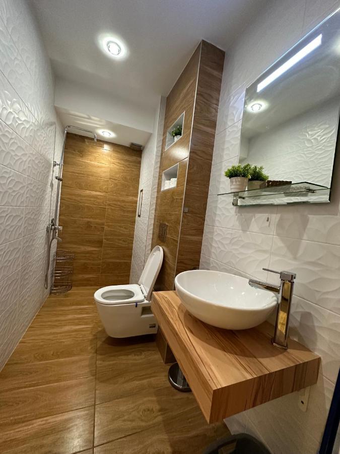 Uni Time Apartment By Lmg Sofia Extérieur photo